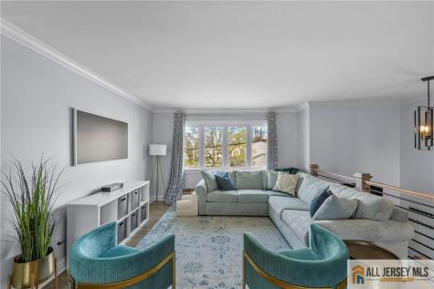 275 Alden Avenue Edison NJ 08820
