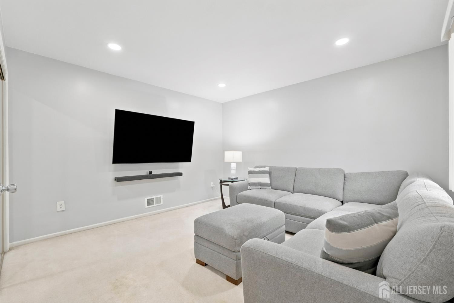 137 Redpine Loop Old Bridge NJ 08857
