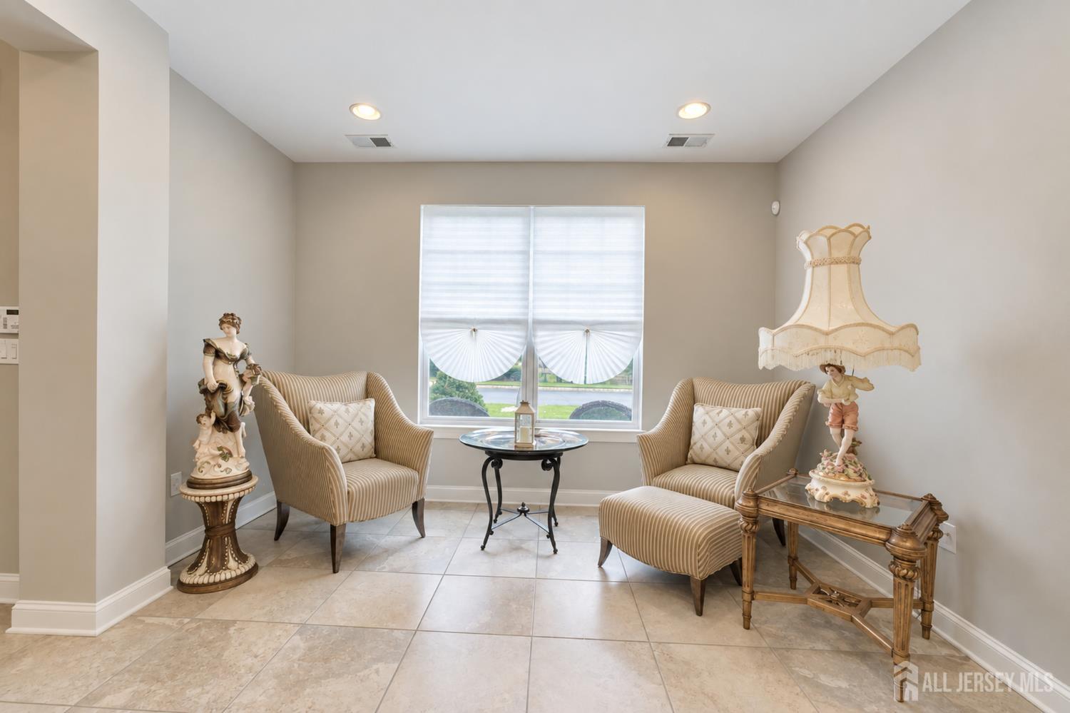 14 Stamford Drive Jackson NJ 08527