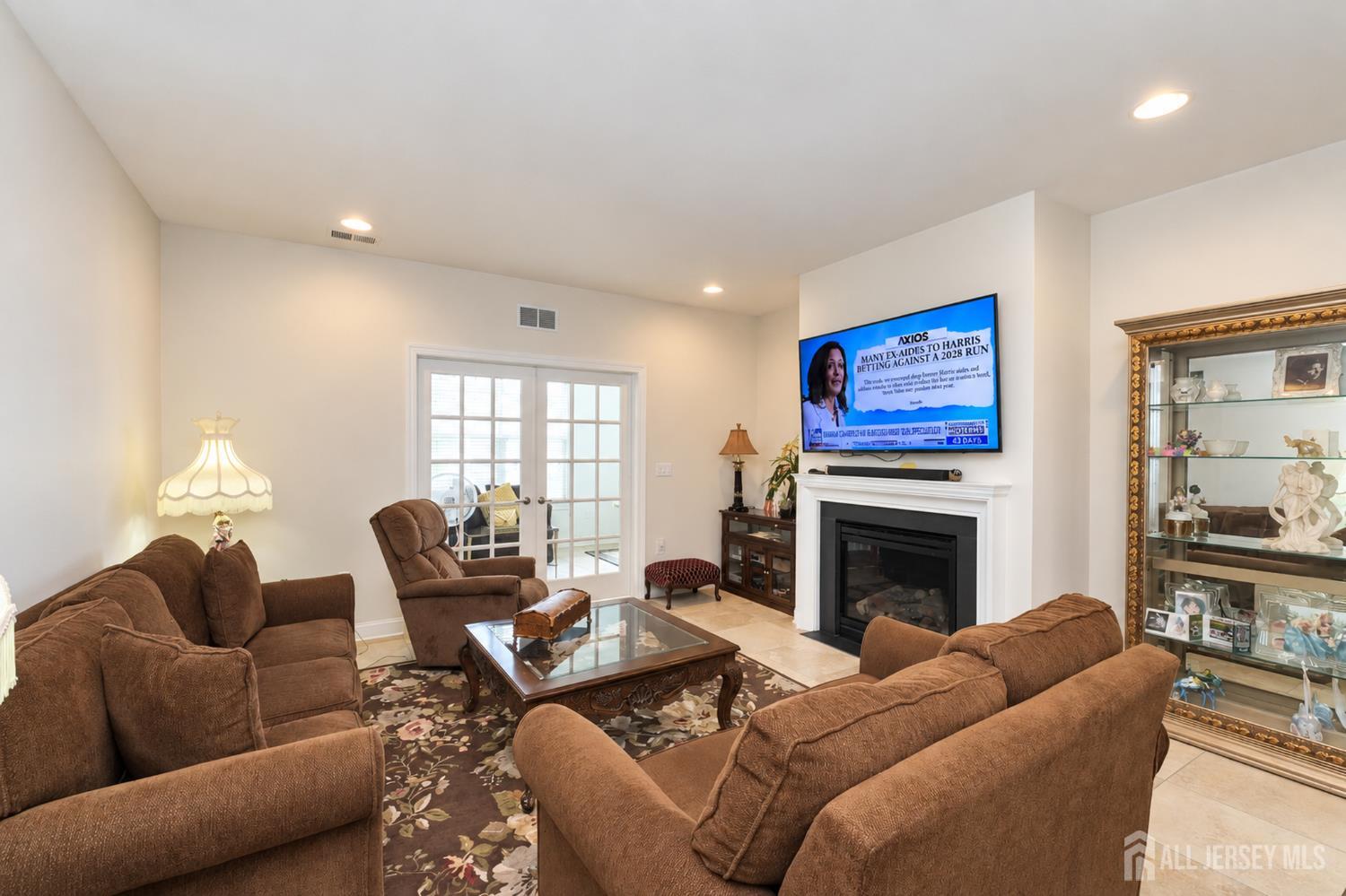 14 Stamford Drive Jackson NJ 08527