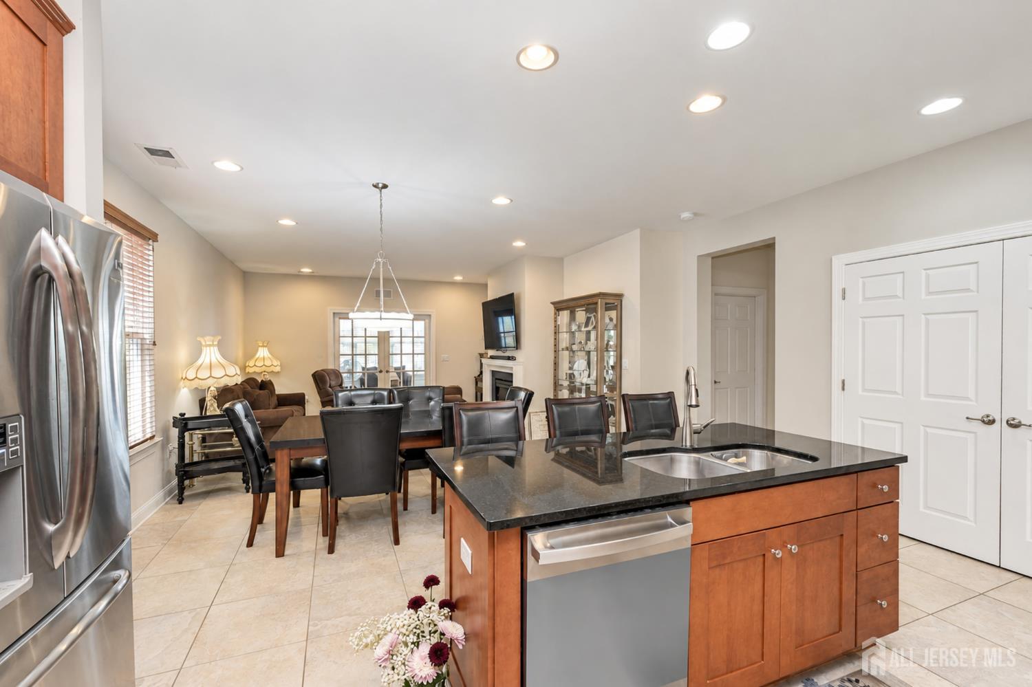 14 Stamford Drive Jackson NJ 08527