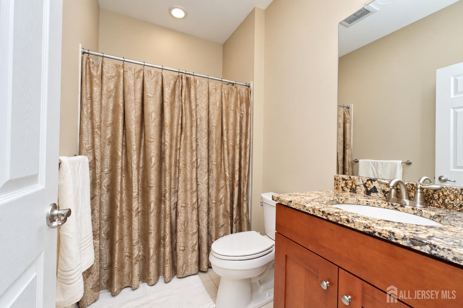 14 Stamford Drive Jackson NJ 08527