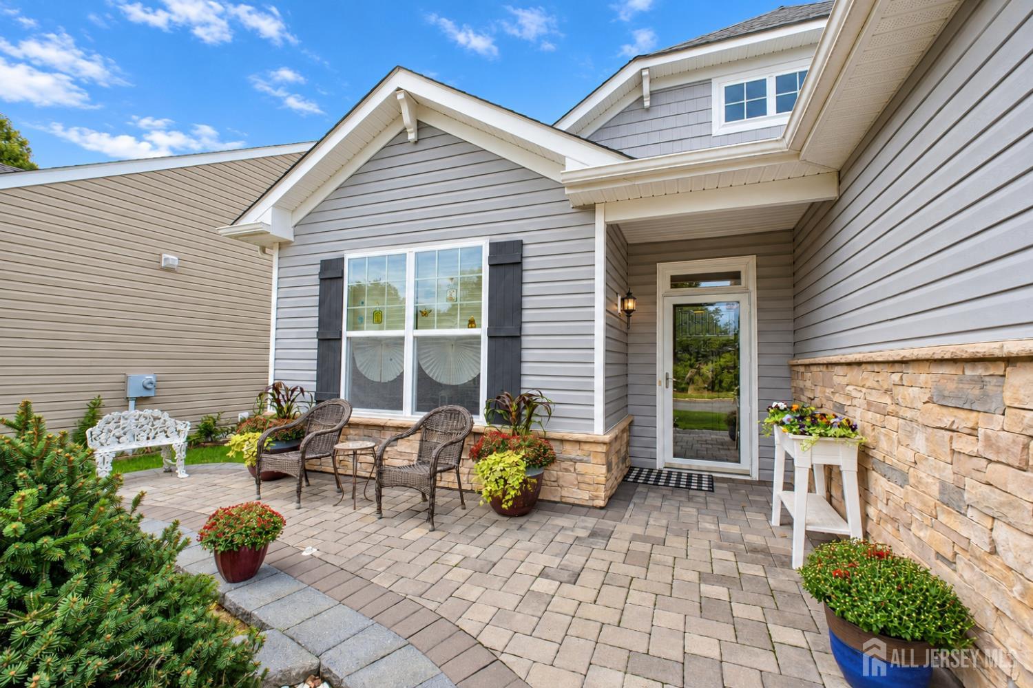 14 Stamford Drive Jackson NJ 08527