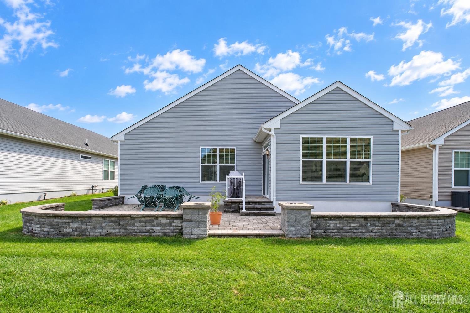 14 Stamford Drive Jackson NJ 08527