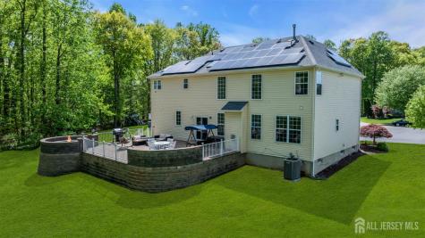 73 Stratton Road Old Bridge NJ 07747