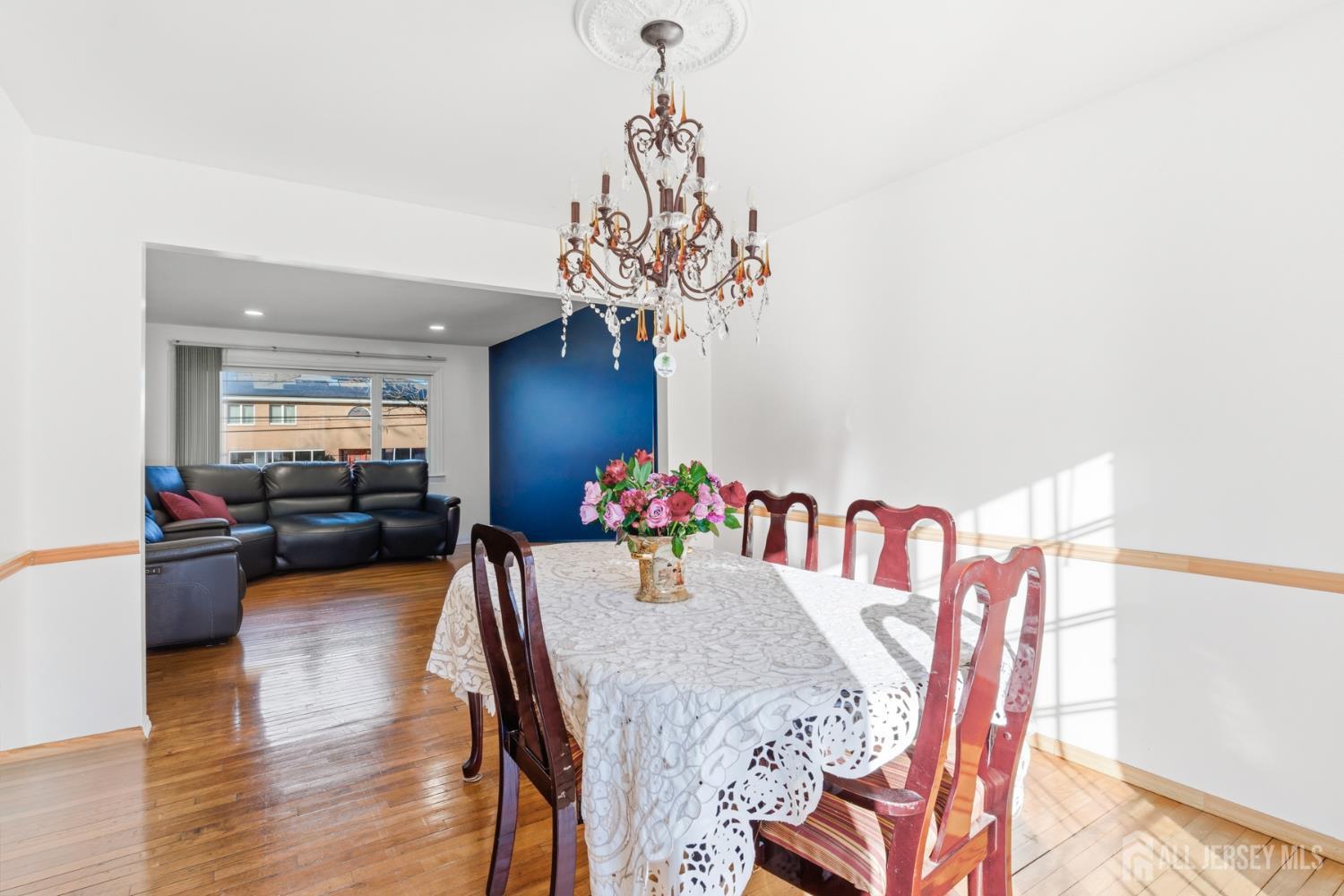 160 Stratton Street Piscataway NJ 08854