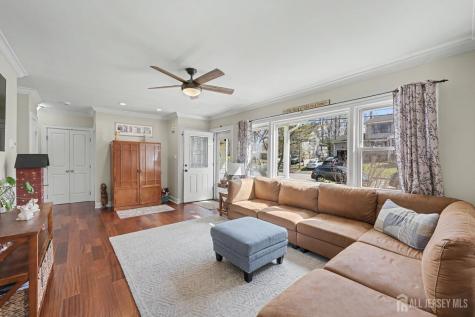 70 Oxford Road Colonia NJ 07067