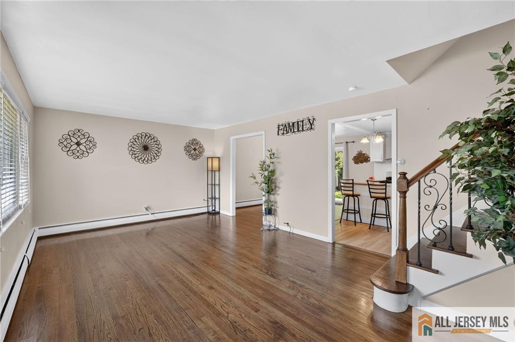 47 Leonardine Avenue South River NJ 08882