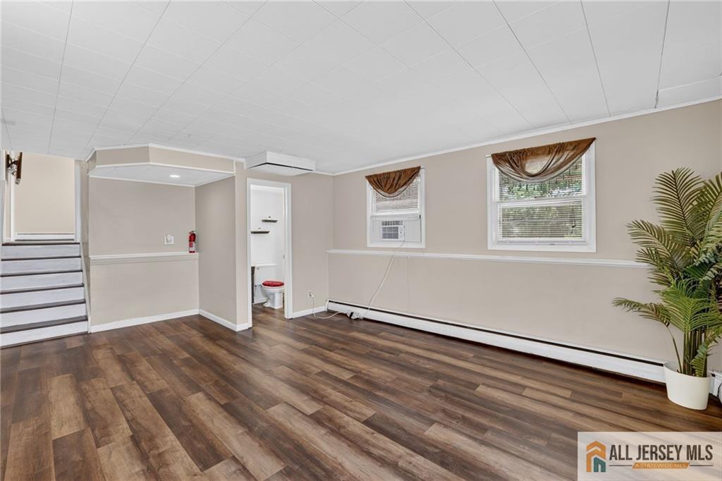 47 Leonardine Avenue South River NJ 08882