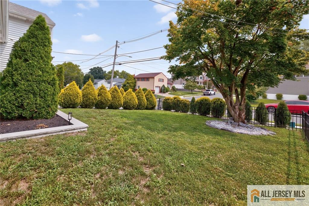 47 Leonardine Avenue South River NJ 08882