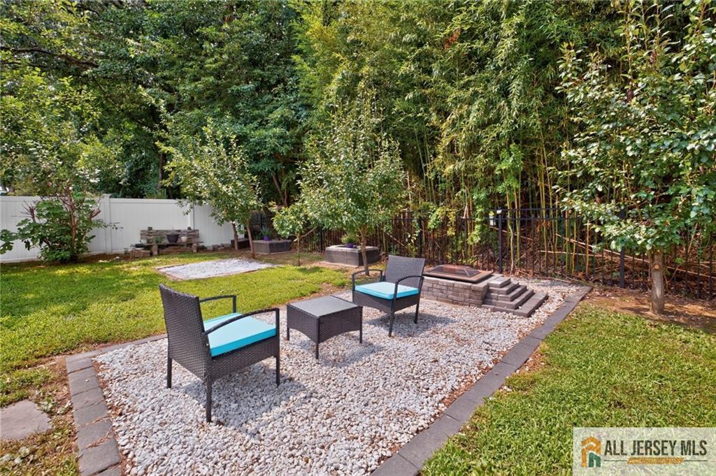 47 Leonardine Avenue South River NJ 08882