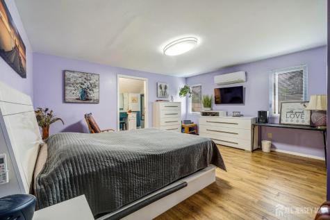 65 Griggs Drive South Brunswick NJ 08810