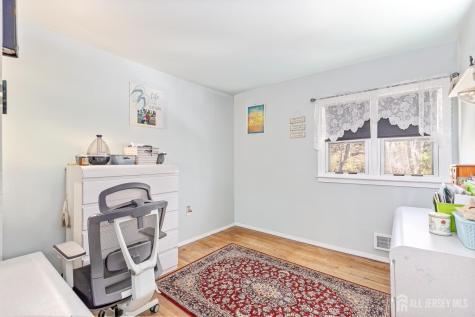 28 Muth Street Sayreville NJ 08879