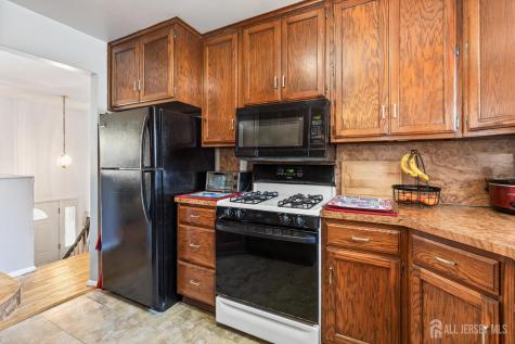 28 Muth Street Sayreville NJ 08879