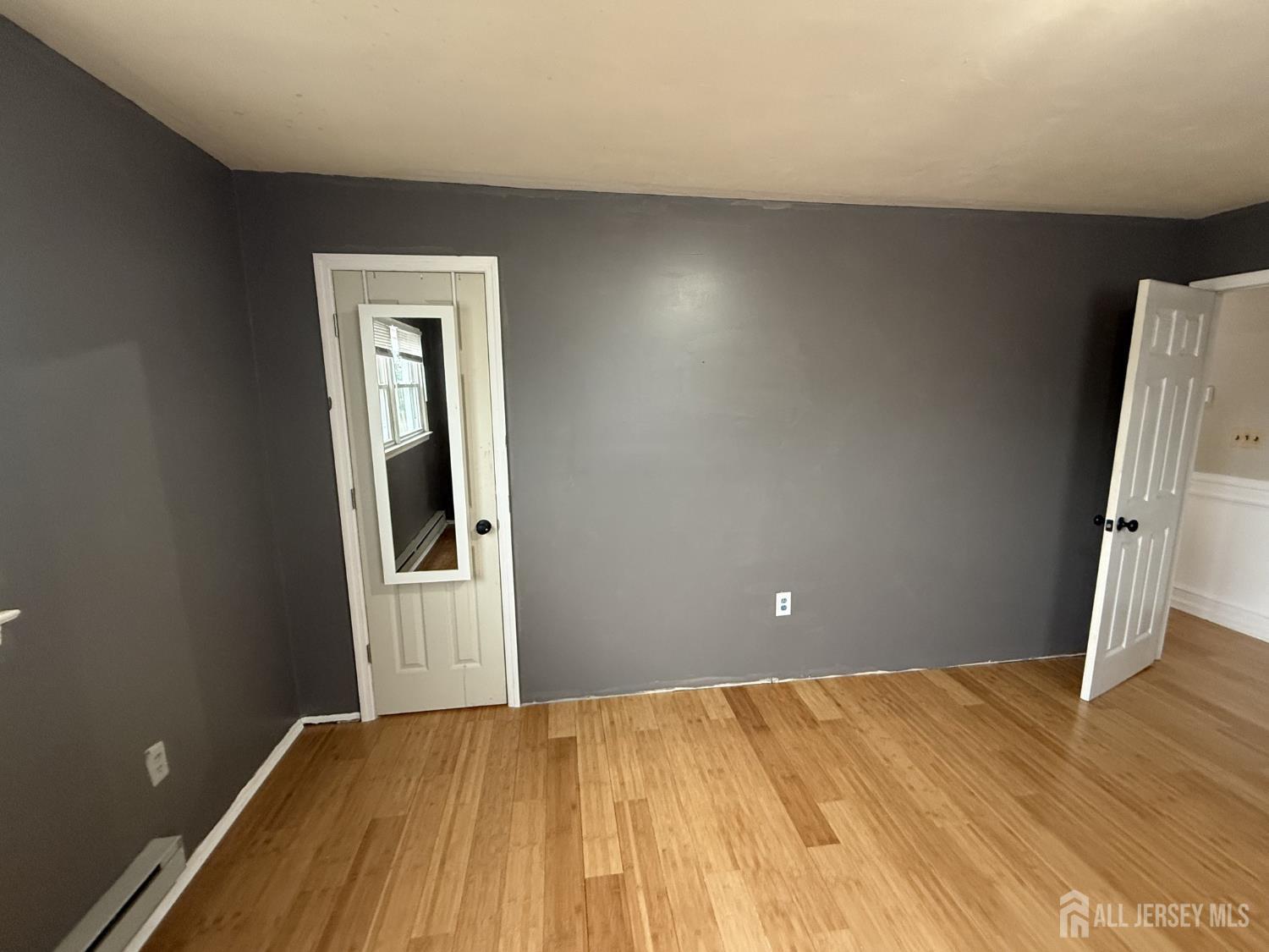 40 8th Street Middletown NJ 07718