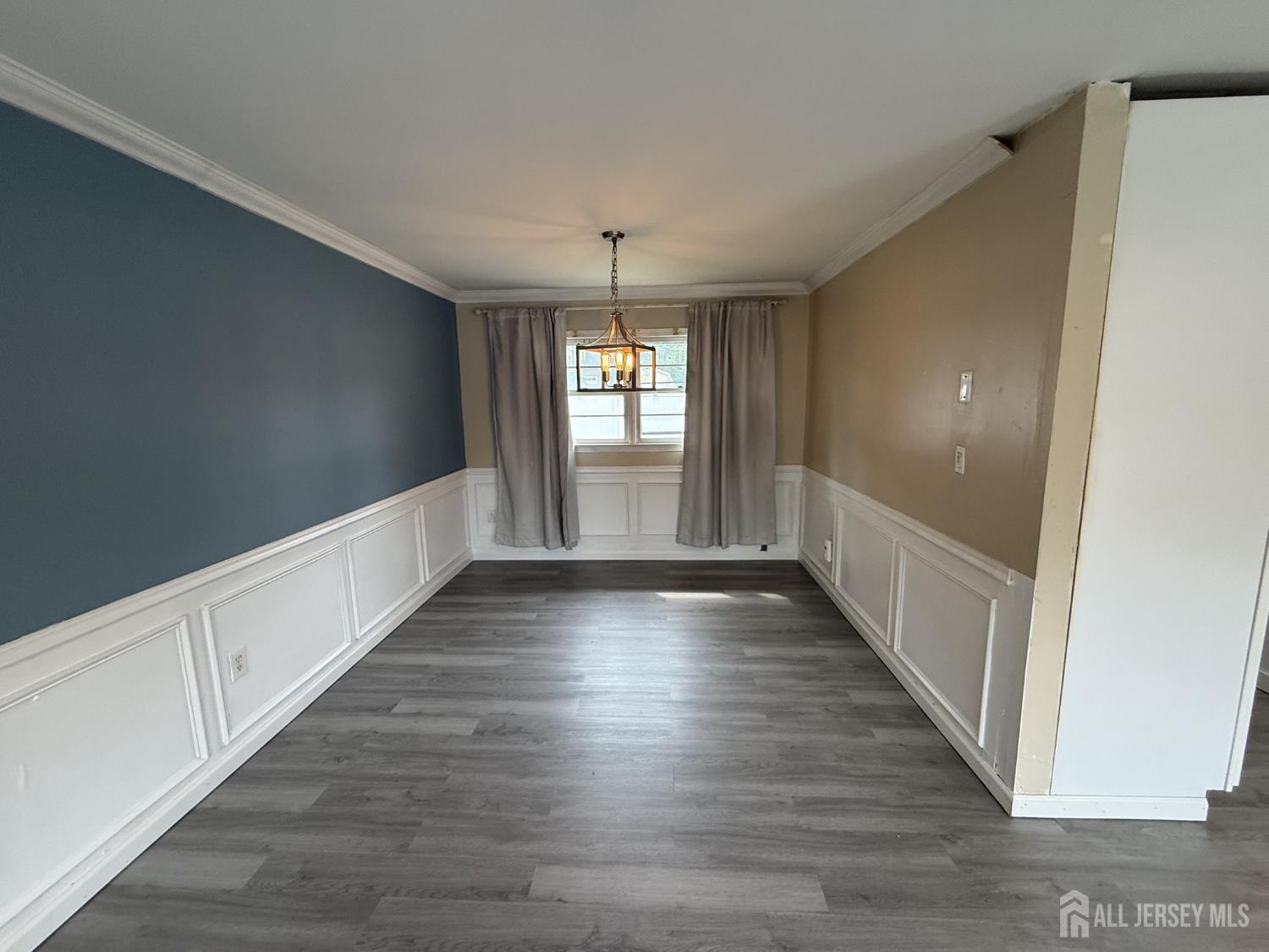 40 8th Street Middletown NJ 07718