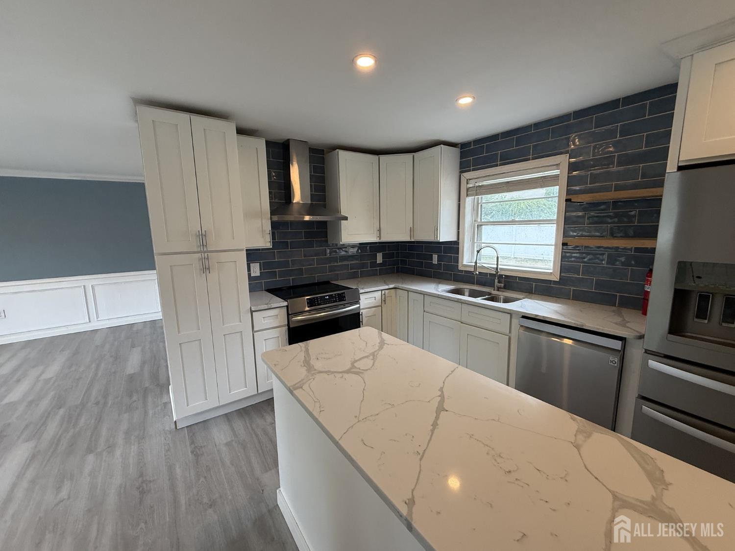40 8th Street Middletown NJ 07718
