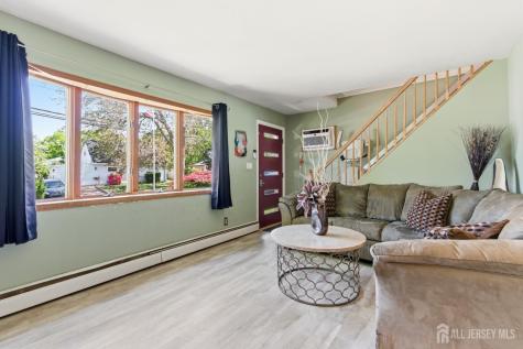 31 Pinetree Drive Sayreville NJ 08859