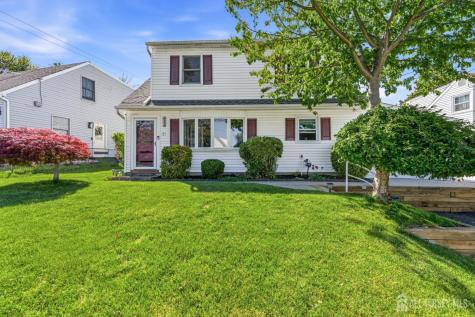 31 Pinetree Drive Sayreville NJ 08859