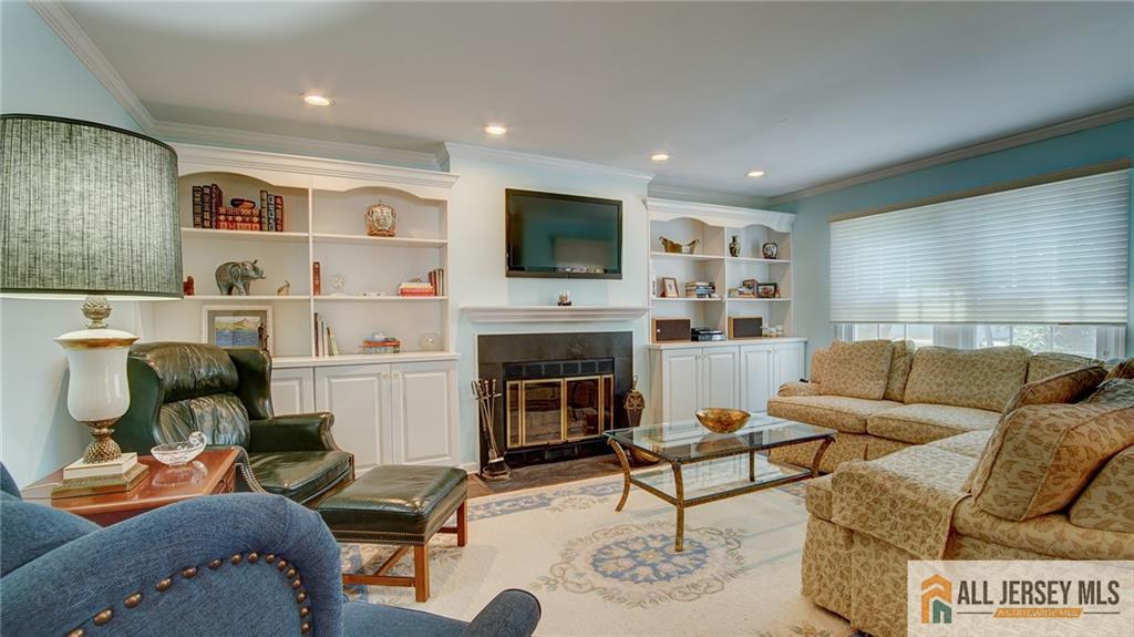 23 Bedfordshire Drive Monroe NJ 08831