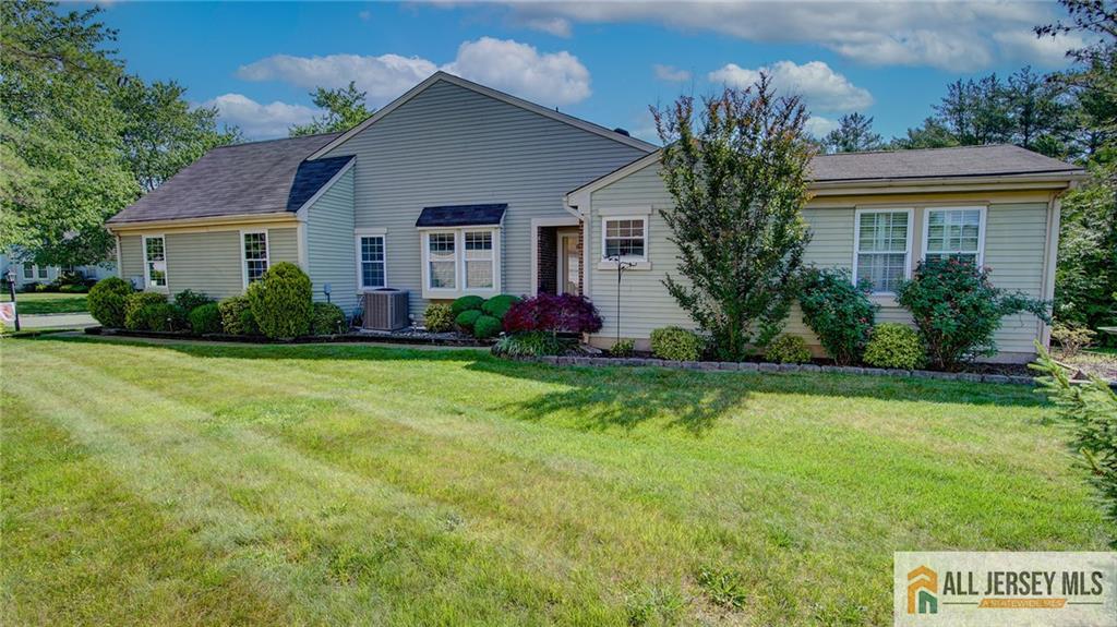 23 Bedfordshire Drive Monroe NJ 08831
