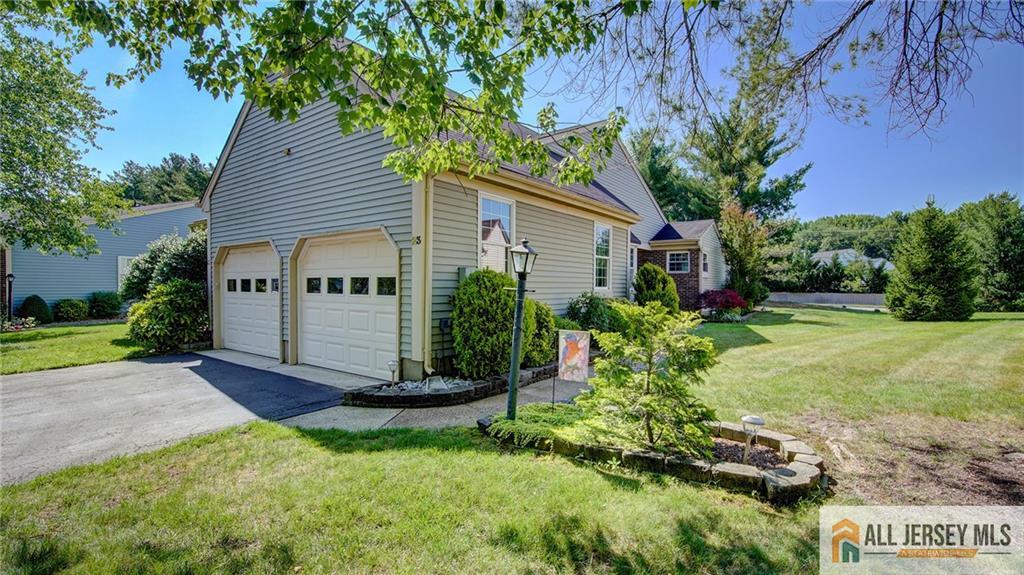 23 Bedfordshire Drive Monroe NJ 08831