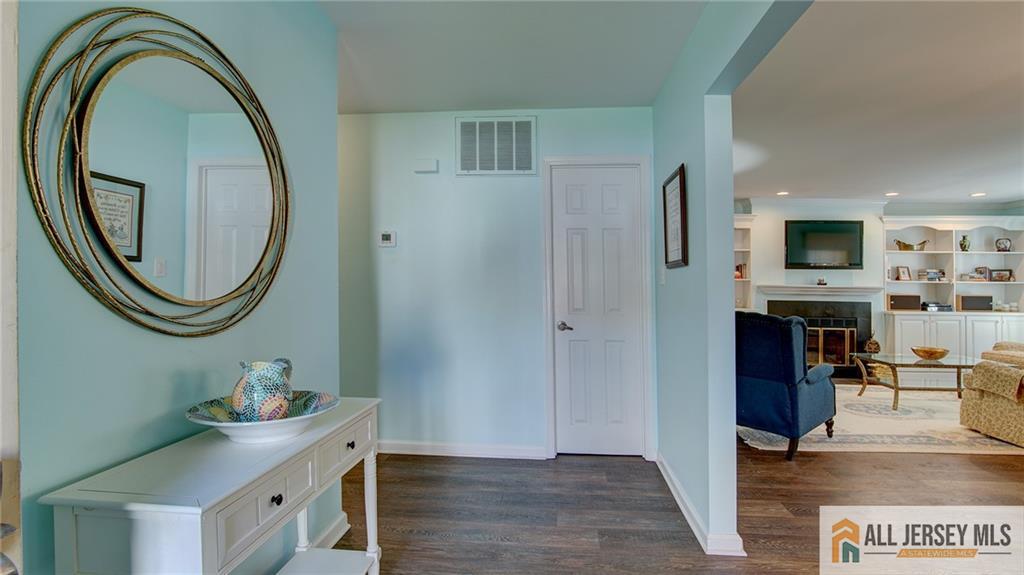 23 Bedfordshire Drive Monroe NJ 08831