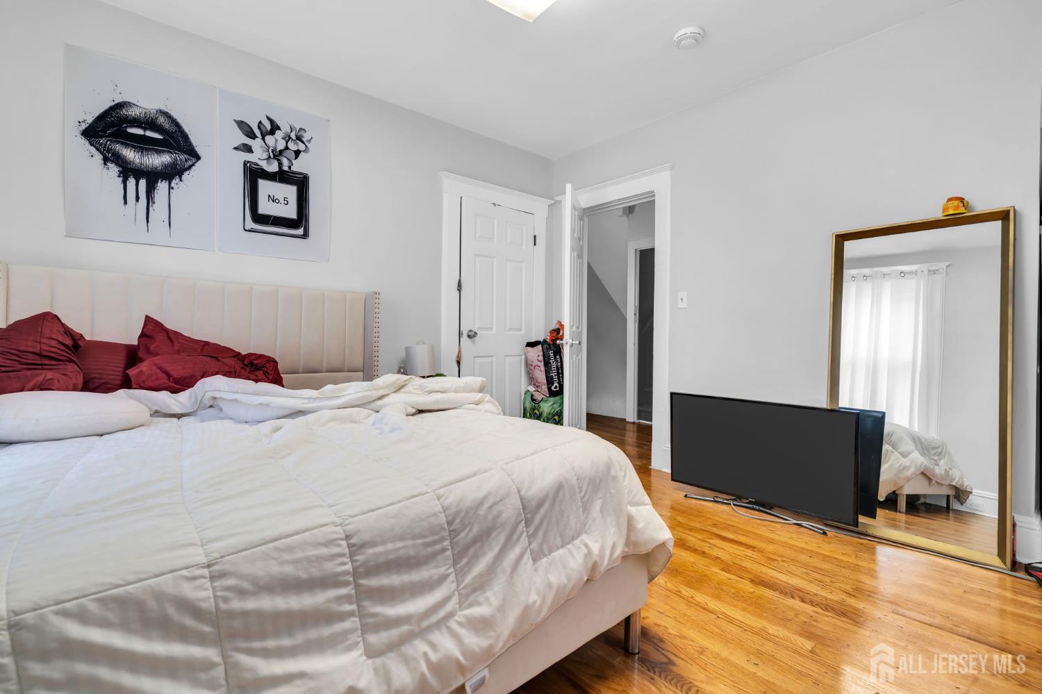 1025-1027 Madison Avenue Paterson NJ 07501