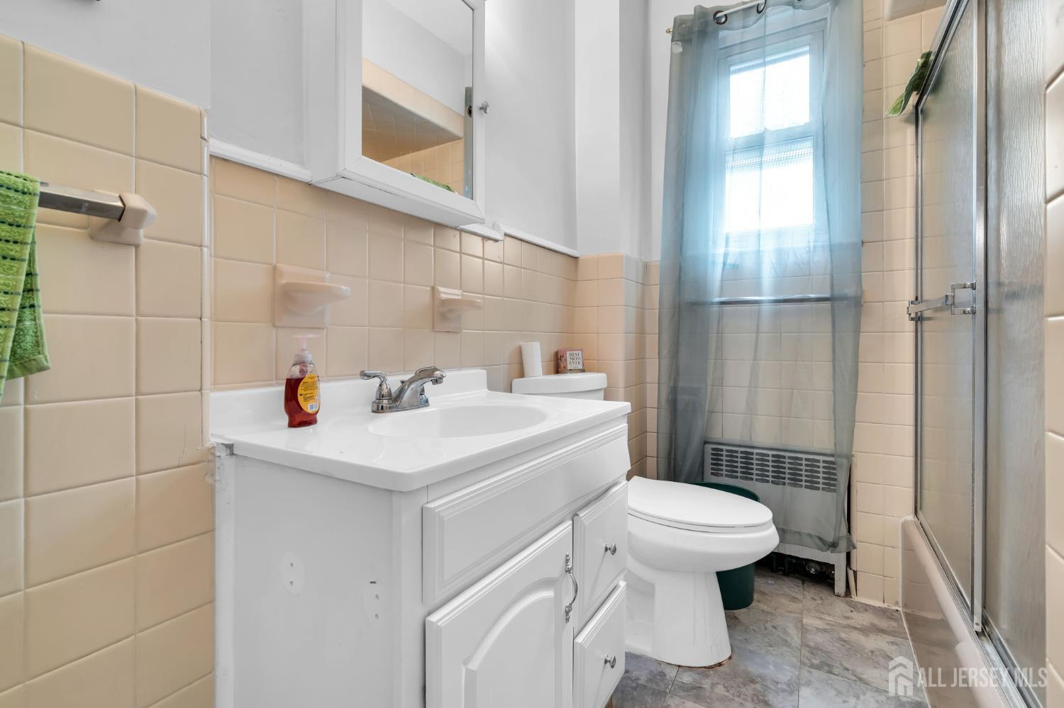 1025-1027 Madison Avenue Paterson NJ 07501