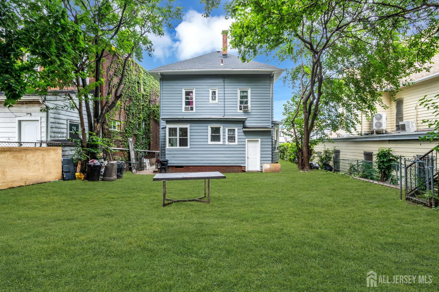 1025-1027 Madison Avenue Paterson NJ 07501
