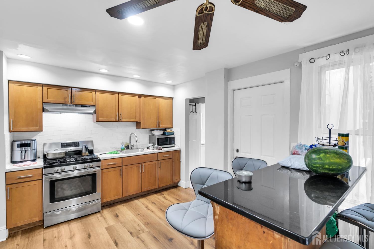 1025-1027 Madison Avenue Paterson NJ 07501