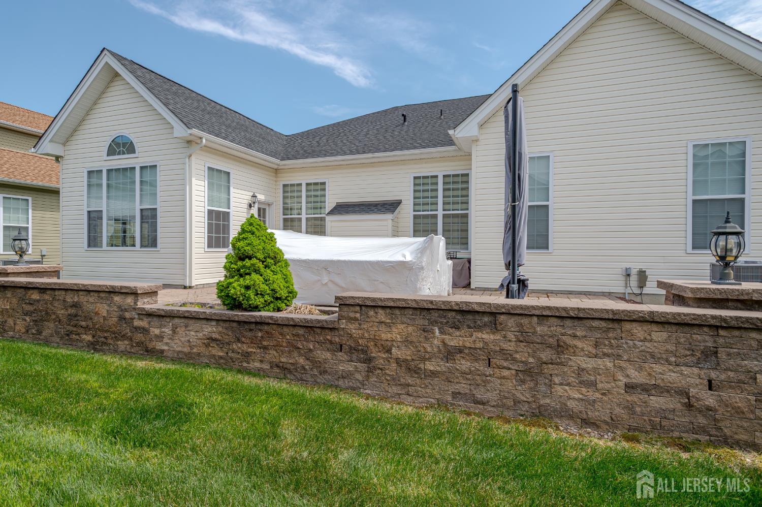 7 Ryder Court Monroe NJ 08831