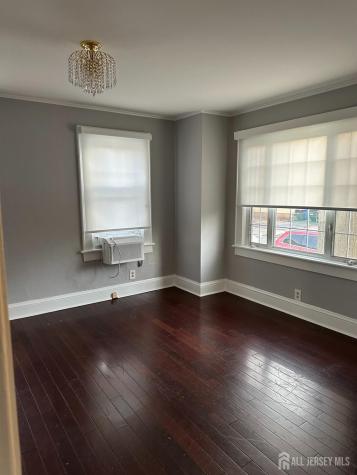 29 Plainfield Avenue Metuchen NJ 08840