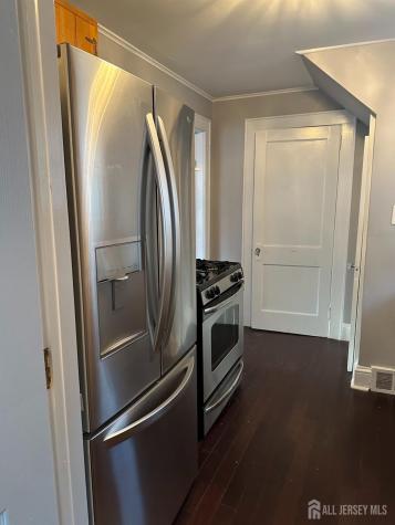 29 Plainfield Avenue Metuchen NJ 08840