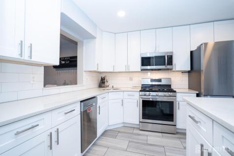 9 Wood Acres Drive North Brunswick NJ 08902
