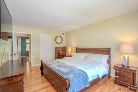 46 Lynn Court North Brunswick NJ 08902