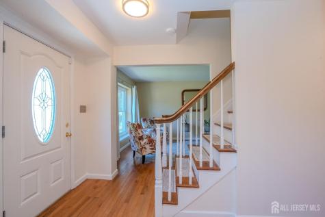 46 Lynn Court North Brunswick NJ 08902