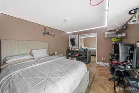 1351 Suwanee Drive North Brunswick NJ 08902