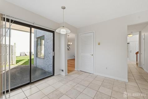 17 Park Gate Drive Edison NJ 08820
