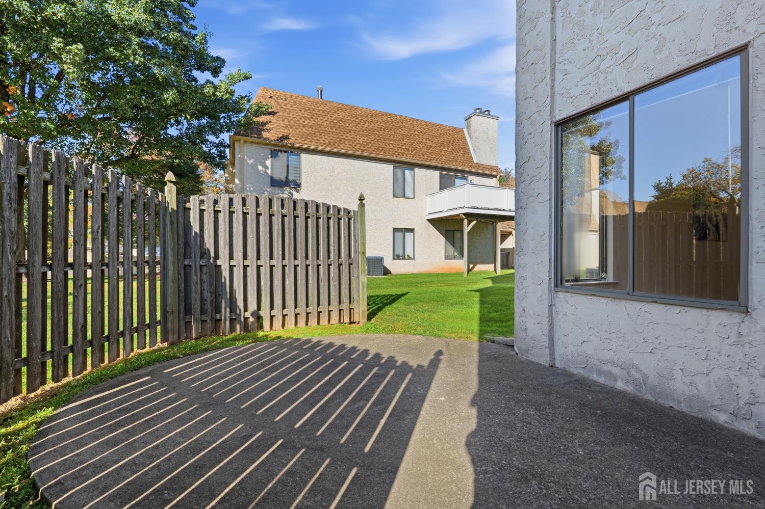 17 Park Gate Drive Edison NJ 08820