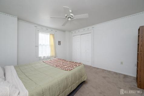 5 Clinton Court Barnegat NJ 08005