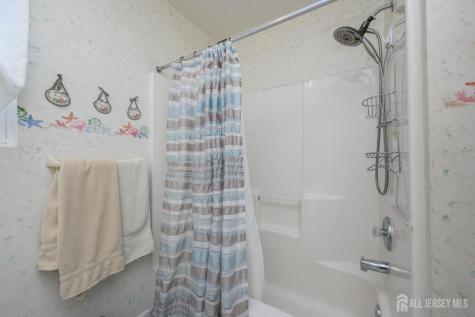 5 Clinton Court Barnegat NJ 08005