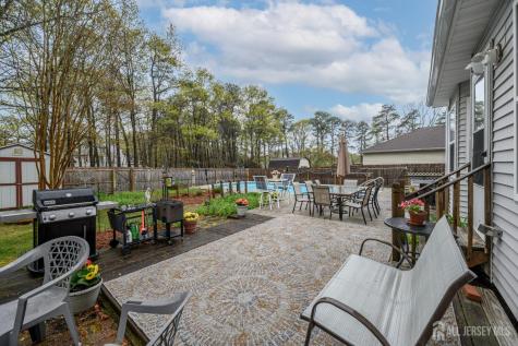 5 Clinton Court Barnegat NJ 08005