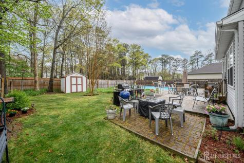 5 Clinton Court Barnegat NJ 08005