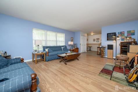 5 Clinton Court Barnegat NJ 08005