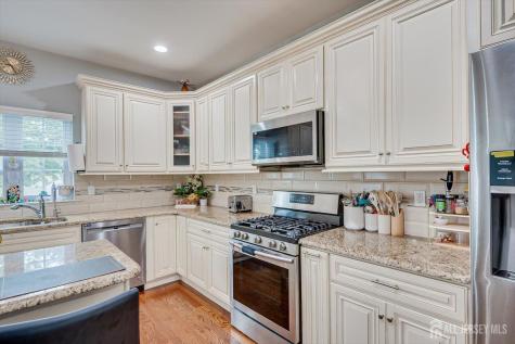 37 Wildwood Avenue Fords NJ 08863