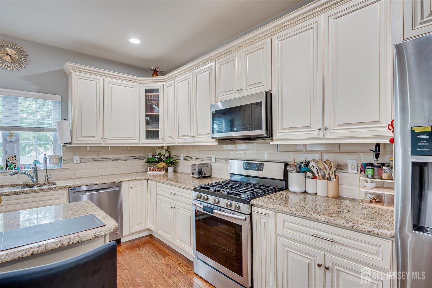 37 Wildwood Avenue Fords NJ 08863
