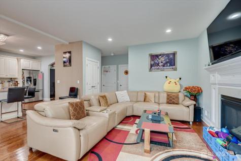 37 Wildwood Avenue Fords NJ 08863