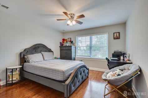 37 Wildwood Avenue Fords NJ 08863