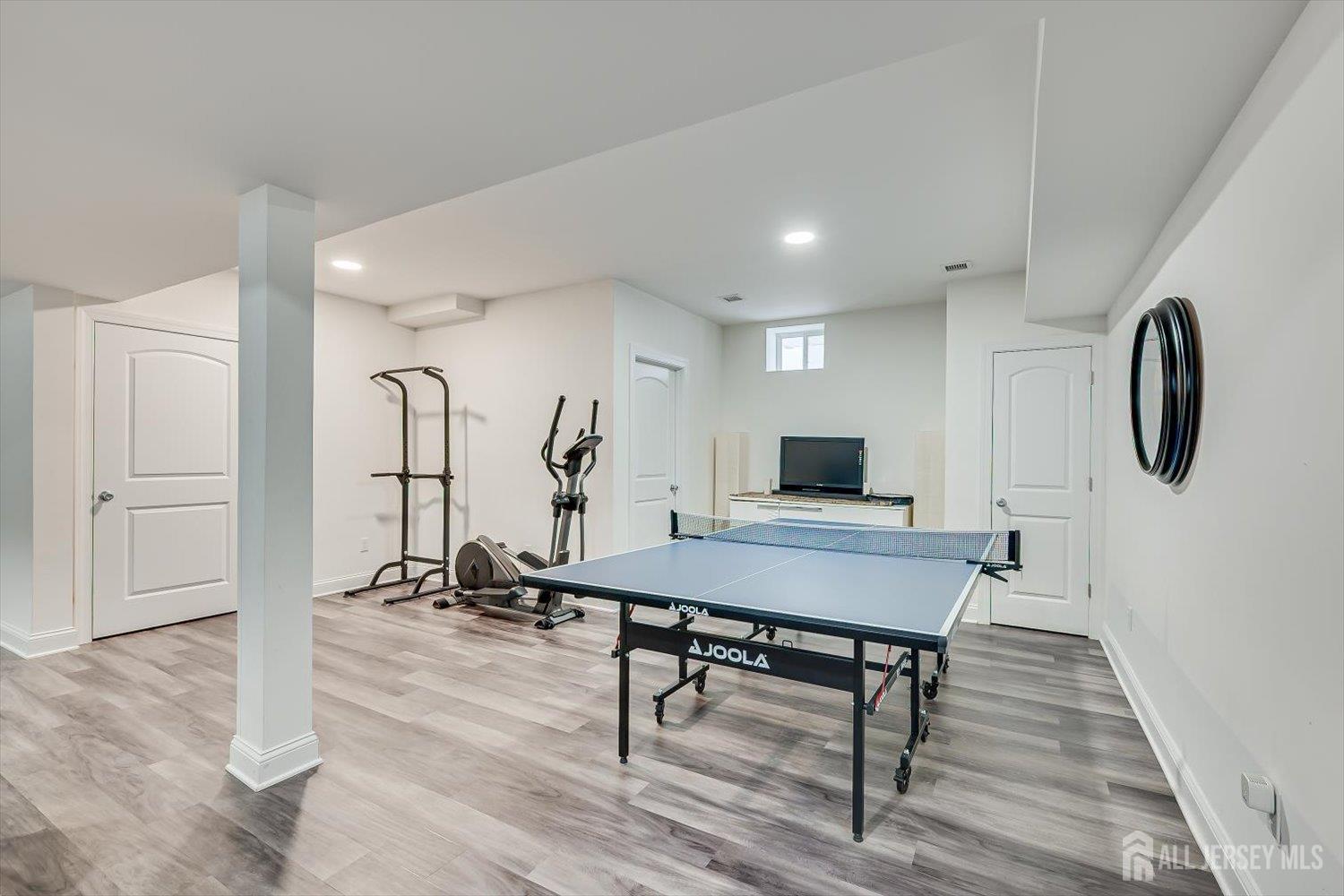 37 Wildwood Avenue Fords NJ 08863